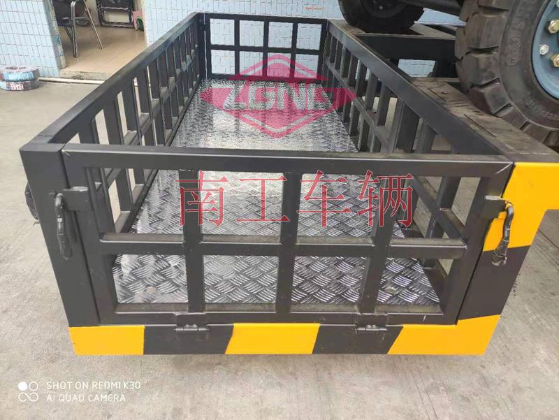 8-ton skeleton flatbed trailer with tail box frame