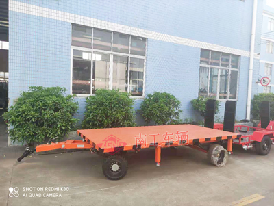 1675143857570560.jpg 3.5噸帶剎車減震帶尾燈螺紋支腿平板拖車1I.jpg