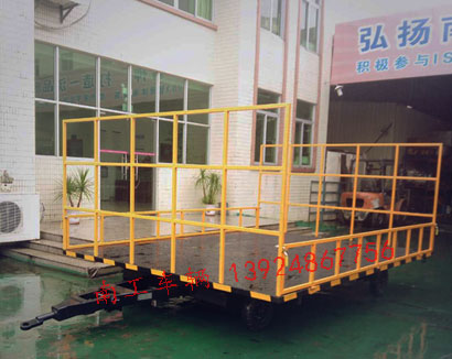 1676859041972154.jpg 3噸護(hù)欄型4輪平板拖6I.jpg