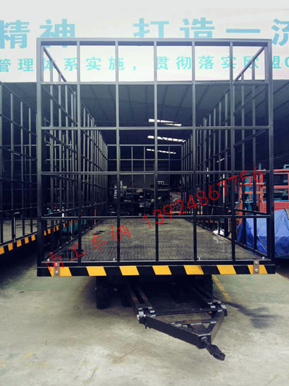 1676859899540094.jpg 10噸2.5米高護(hù)欄型平板拖車(chē) (1).jpg