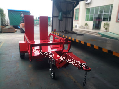 1676946934845347.jpg 0.5噸帶爬梯防消車(chē)專(zhuān)用平板拖車(chē)1I.jpg