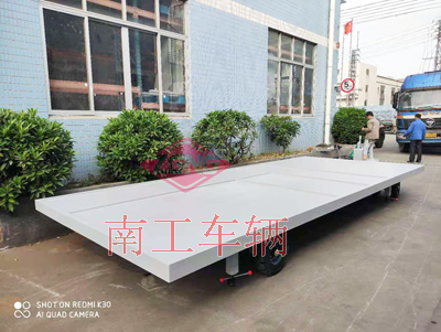 1684573384655782.jpg 7噸移動(dòng)式房車底盤3I.jpg