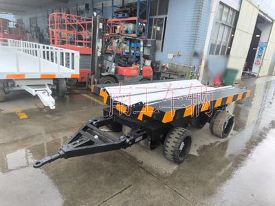 1720143685162435.jpg 25噸V字重型鋼卷平板拖車(chē)I.jpg