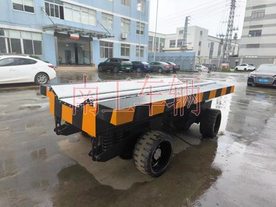 1720143695492383.jpg 25噸V字重型鋼卷平板拖車(chē)4I.jpg