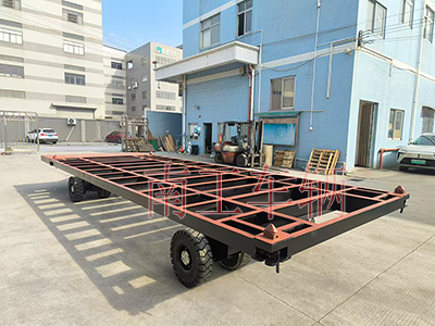 1742346535744824.jpg 12噸骨架式平板拖車(chē) 帶角鎖剎車(chē)全掛車(chē)2I.jpg