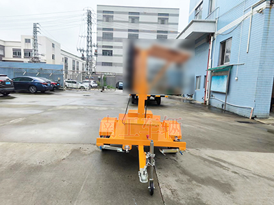 0.5噸小型LED交通誘導屏道路指示牌交通警示工具拖車2I.jpg