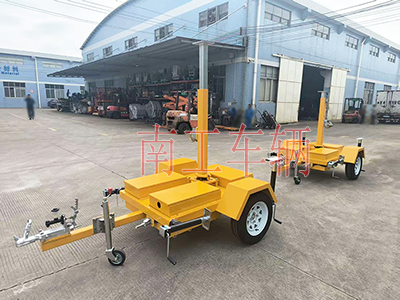 手動(dòng)升降廣告拖車 移動(dòng)式拖車底盤I.jpg