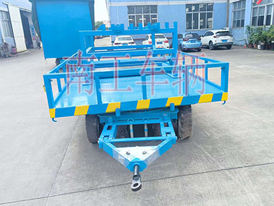 1766797739682721.jpg 15噸牽引平板拖車護欄型工具拖車5I.jpg