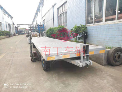 1768285469798310.jpg 6噸平板拖車3I.jpg