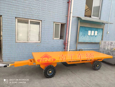 1768448605230453.jpg 4噸轉(zhuǎn)運全掛平板拖車3I.jpg