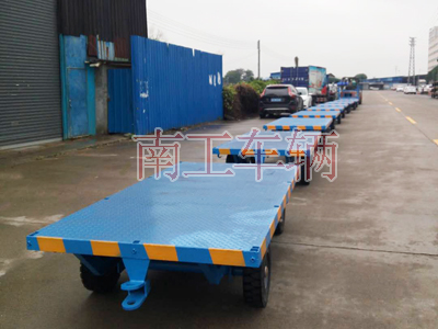 1768902318221907.jpg 3噸平板拖車(chē)組4i.jpg