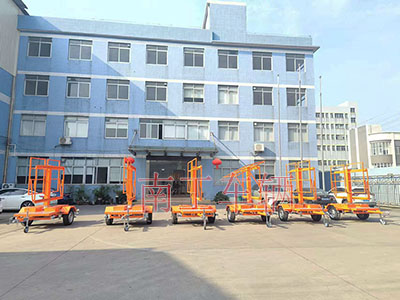0.2噸帶太陽(yáng)能LED交通誘導(dǎo)屏工具拖車3I.jpg