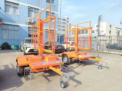 0.2噸帶太陽(yáng)能LED交通誘導(dǎo)屏工具拖車4I.jpg