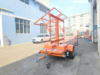 0.2噸帶太陽(yáng)能LED交通誘導(dǎo)屏工具拖車6I.jpg